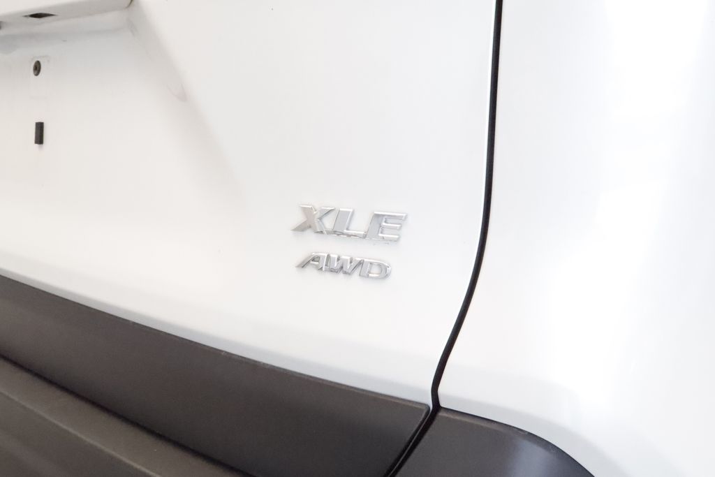 Thumbnail: 2025 Toyota RAV4 - 7