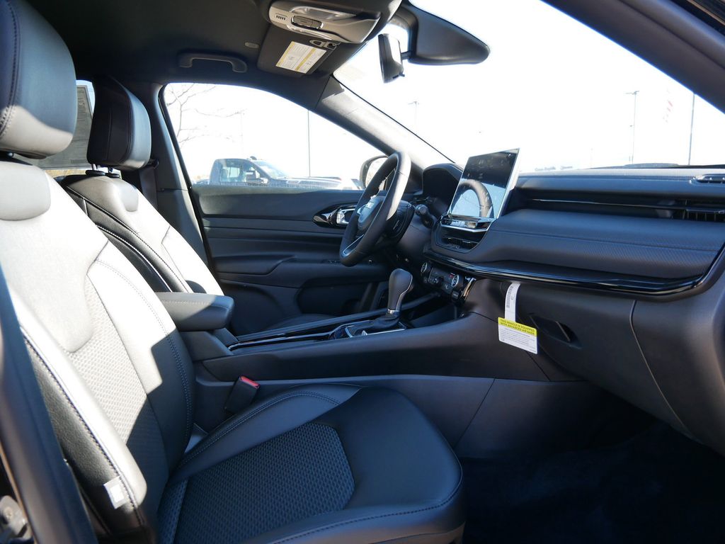 Thumbnail: 2026 Jeep Compass - 9