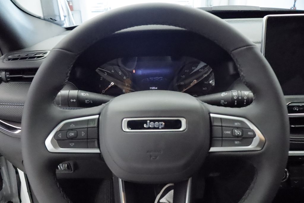 Thumbnail: 2026 Jeep Compass - 22