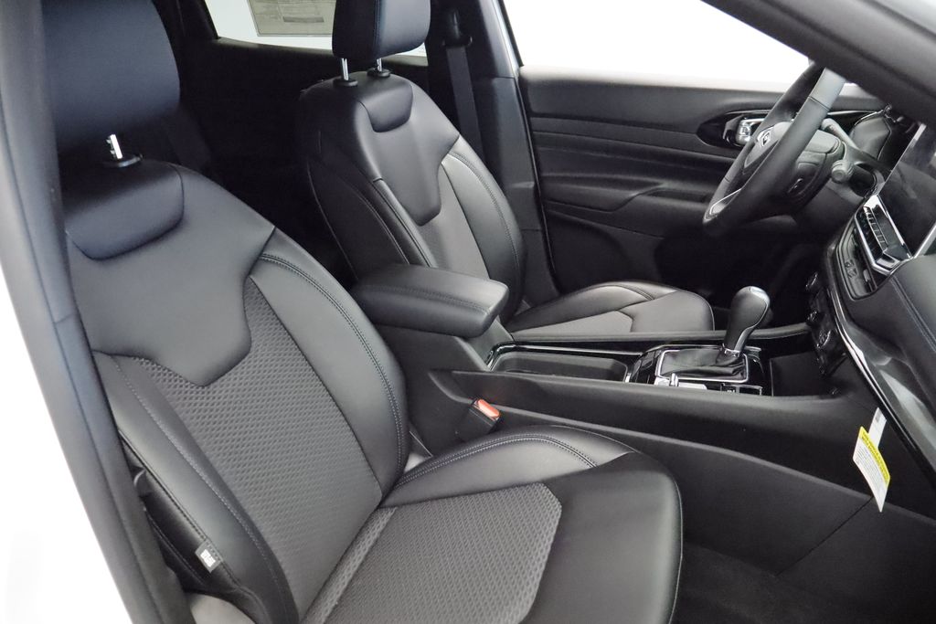 Thumbnail: 2026 Jeep Compass - 9
