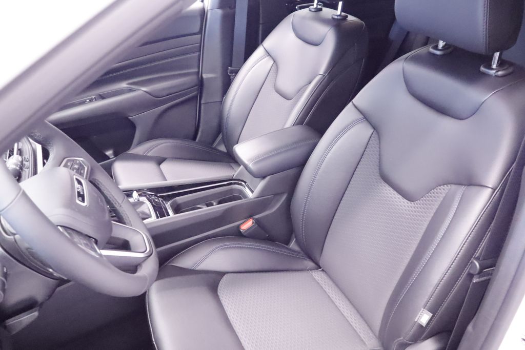 Thumbnail: 2026 Jeep Compass - 8
