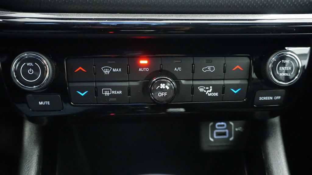 Thumbnail: 2026 Jeep Compass - 46