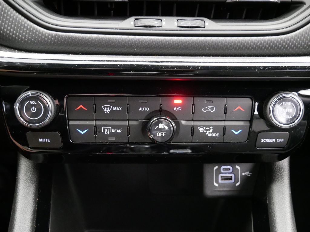 Thumbnail: 2026 Jeep Compass - 26
