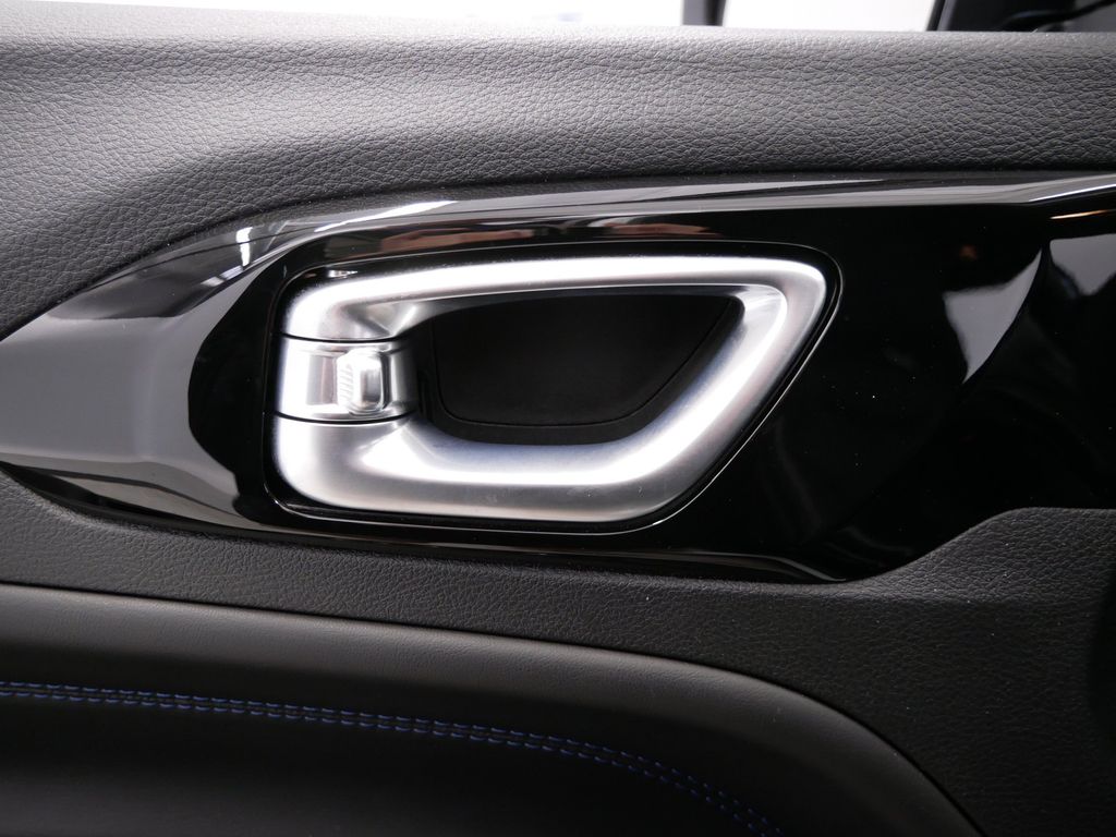 Thumbnail: 2026 Jeep Compass - 22