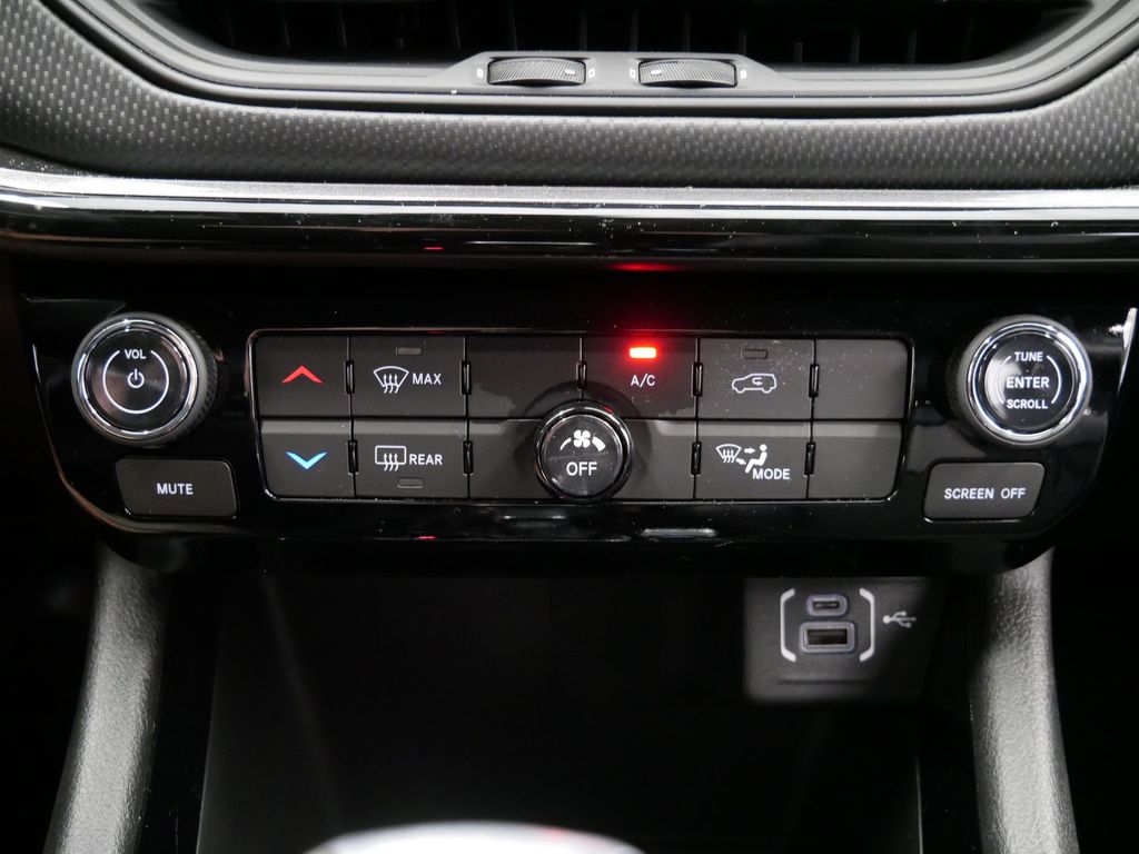 Thumbnail: 2026 Jeep Compass - 27
