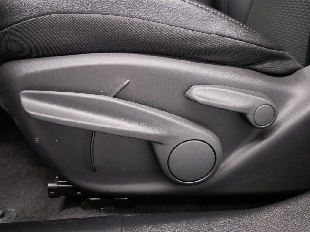 Thumbnail: 2026 Jeep Compass - 23
