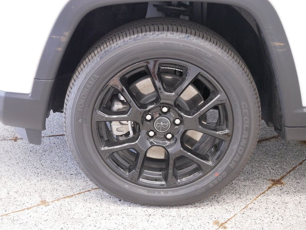 Thumbnail: 2026 Jeep Compass - 7
