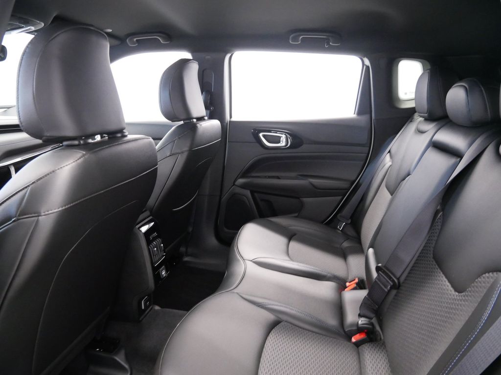 Thumbnail: 2026 Jeep Compass - 10