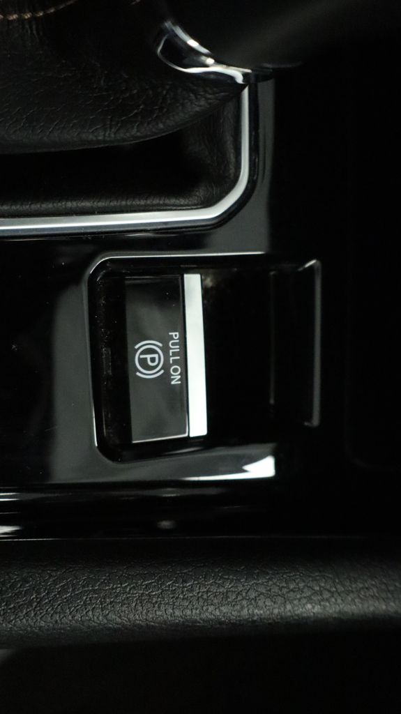 Thumbnail: 2022 Jeep Compass - 38