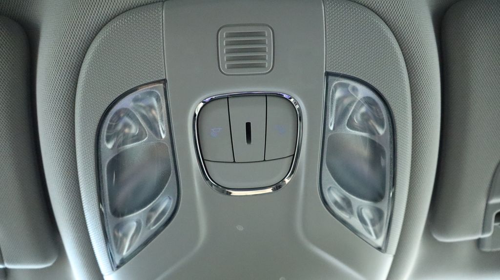 Thumbnail: 2022 Jeep Compass - 41