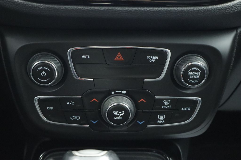 Thumbnail: 2019 Jeep Compass - 27