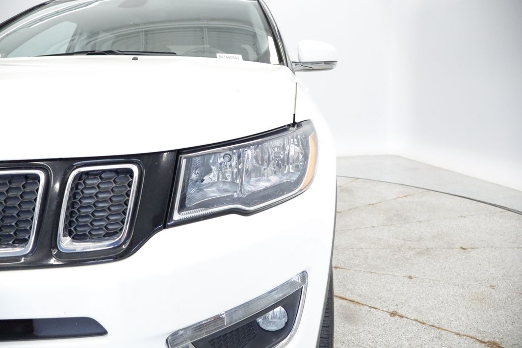 Thumbnail: 2019 Jeep Compass - 23