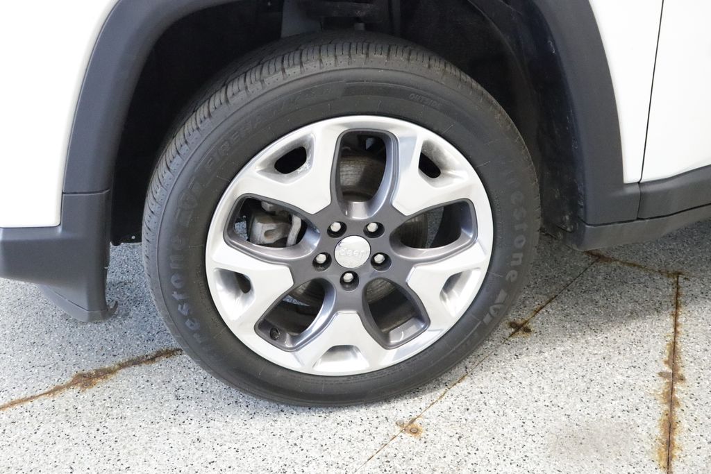Thumbnail: 2019 Jeep Compass - 8