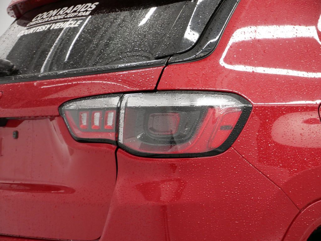 Thumbnail: 2023 Jeep Compass - 23