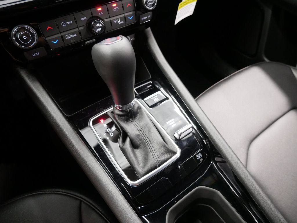 Thumbnail: 2026 Jeep Compass - 12