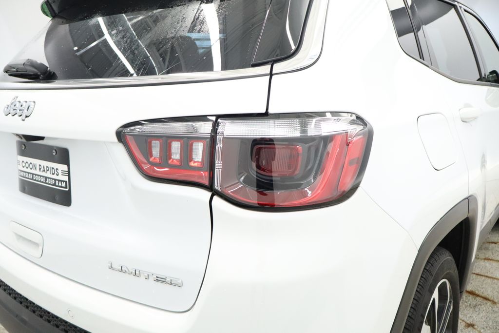Thumbnail: 2024 Jeep Compass - 27