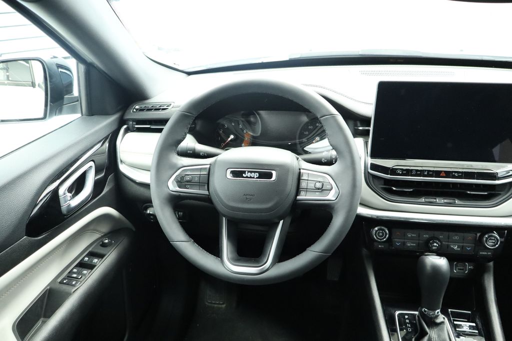 Thumbnail: 2024 Jeep Compass - 12