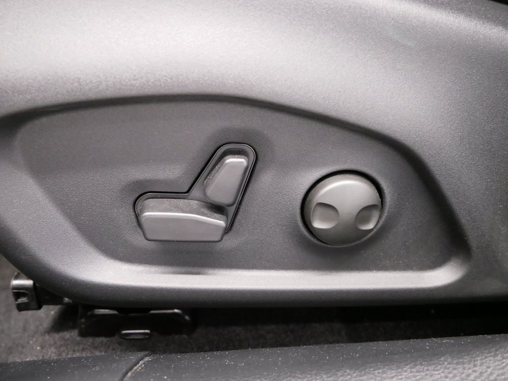 Thumbnail: 2026 Jeep Compass - 23