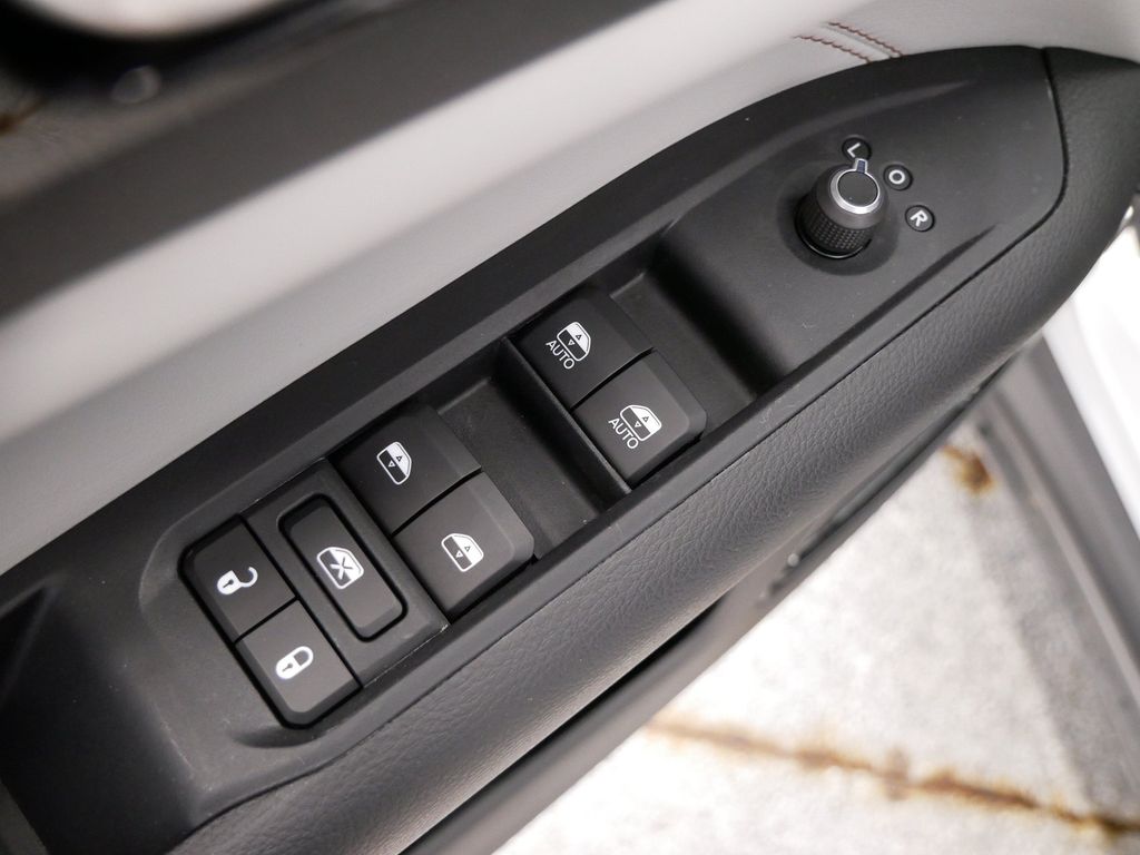 Thumbnail: 2026 Jeep Compass - 21