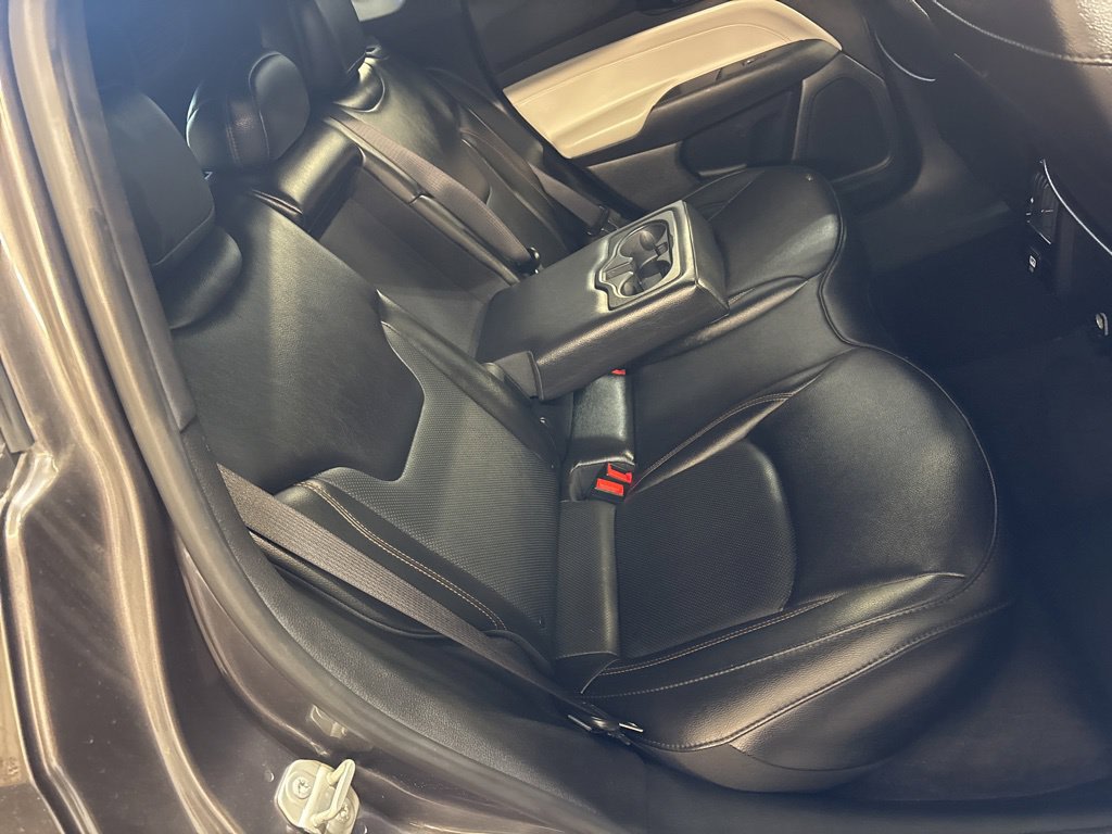 Thumbnail: 2023 Jeep Compass - 9