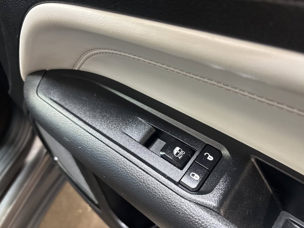 Thumbnail: 2023 Jeep Compass - 6