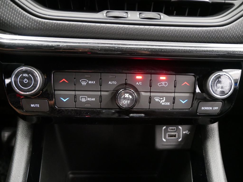 Thumbnail: 2026 Jeep Compass - 27