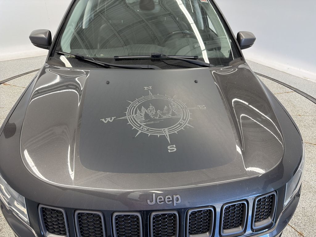 Thumbnail: 2020 Jeep Compass - 8