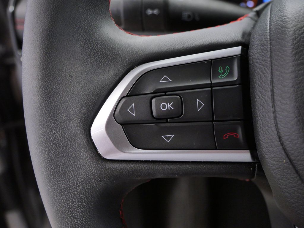 Thumbnail: 2022 Jeep Compass - 21