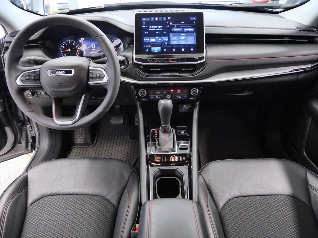 Thumbnail: 2022 Jeep Compass - 2