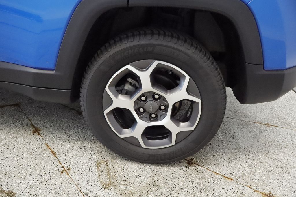 Thumbnail: 2022 Jeep Compass - 22