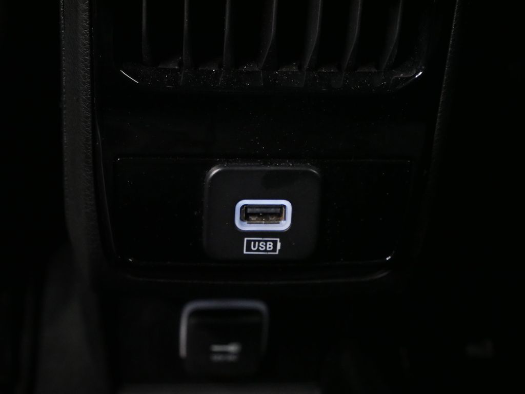 Thumbnail: 2024 Jeep Compass - 19