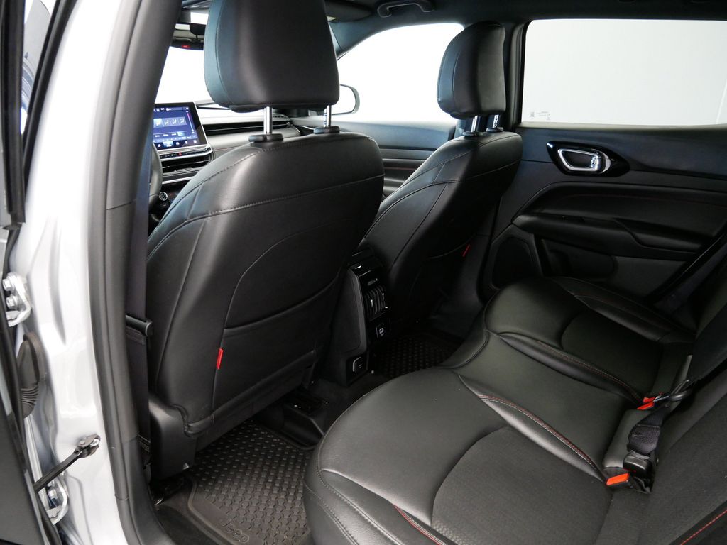 Thumbnail: 2024 Jeep Compass - 10