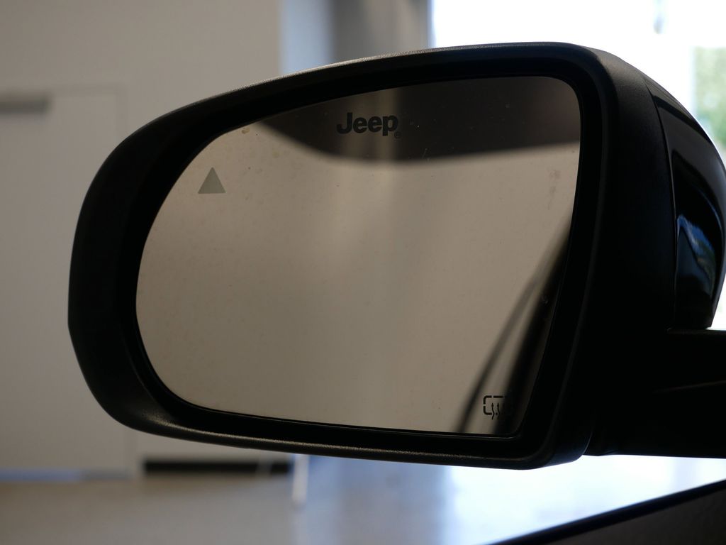 Thumbnail: 2024 Jeep Compass - 12