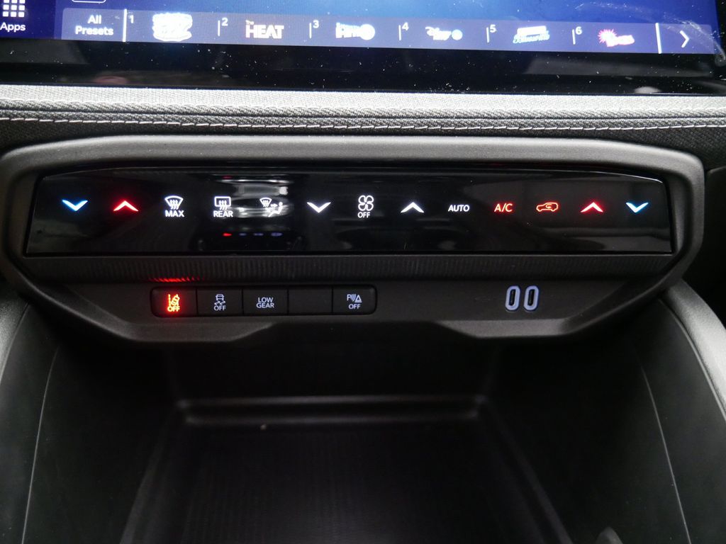 Thumbnail: 2026 Jeep Cherokee - 25