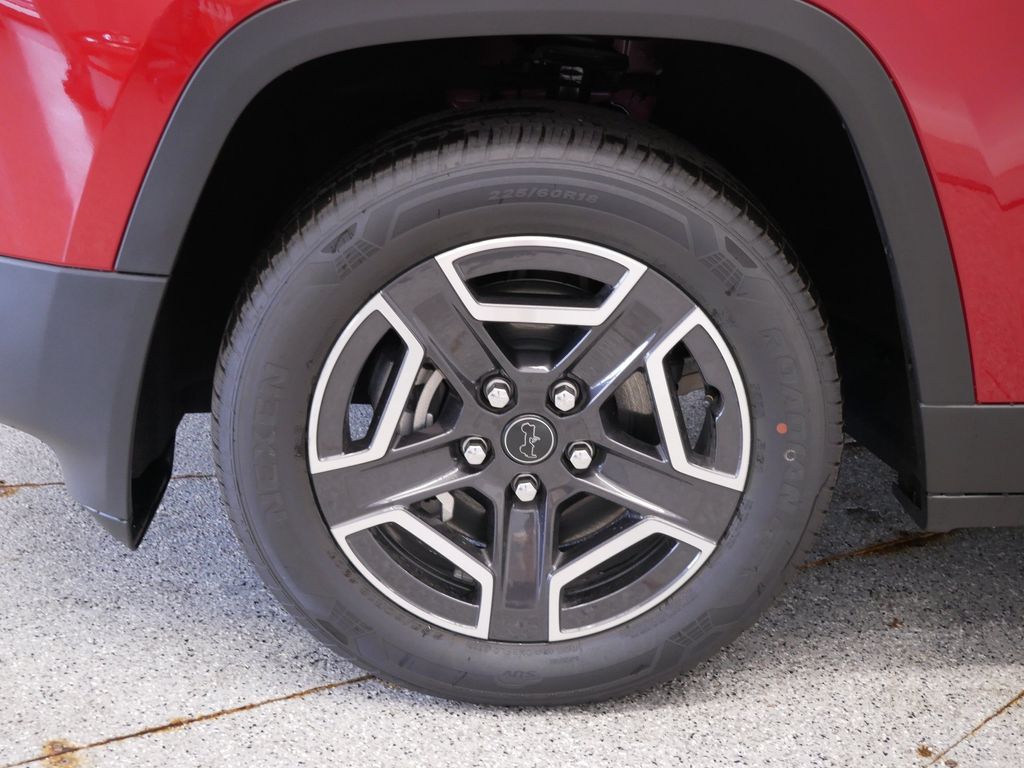 Thumbnail: 2026 Jeep Cherokee - 7