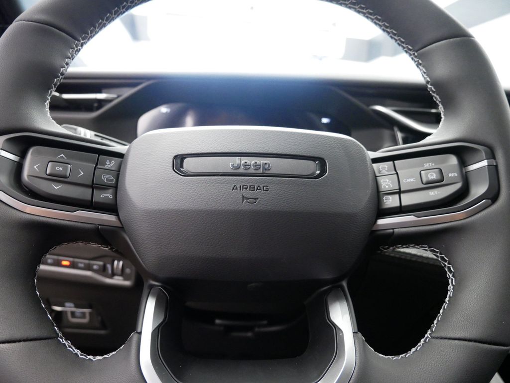 Thumbnail: 2026 Jeep Cherokee - 22