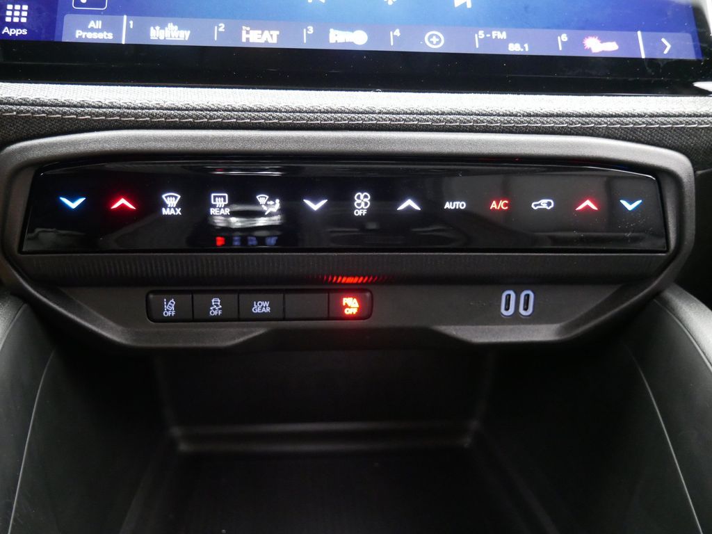 Thumbnail: 2026 Jeep Cherokee - 24