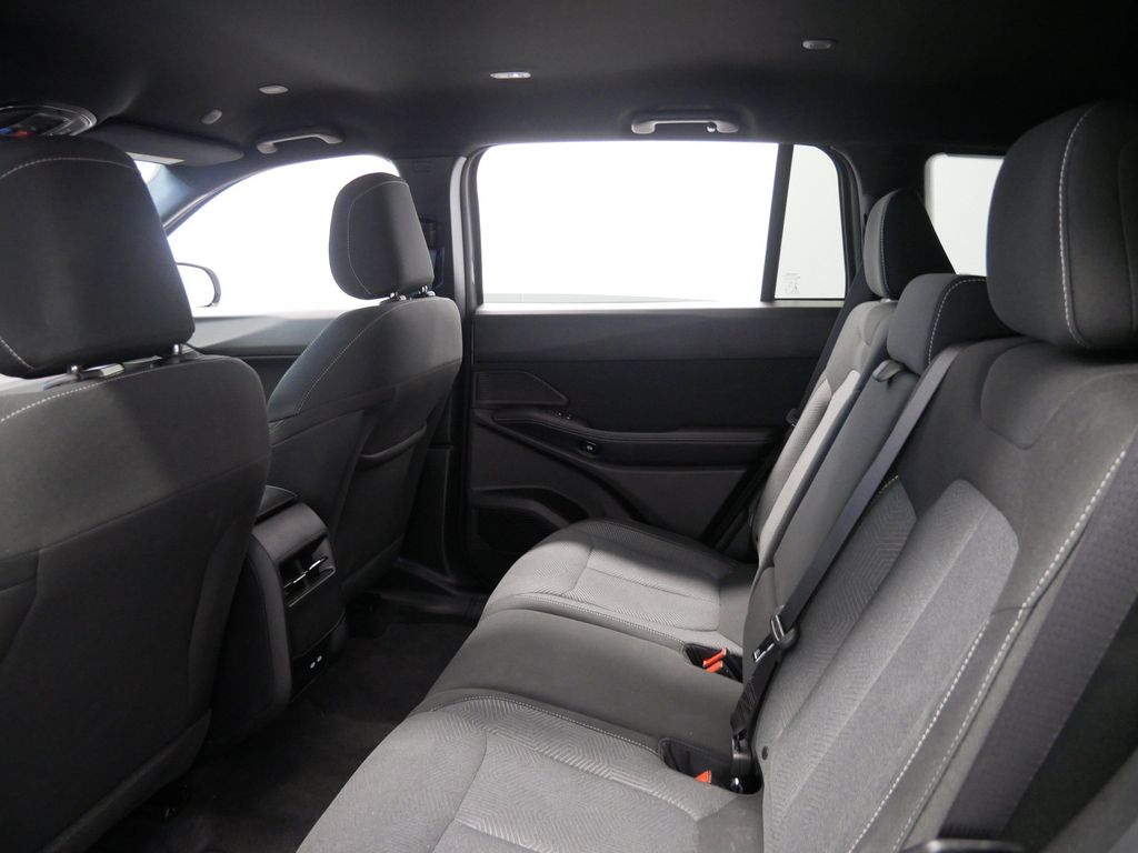 Thumbnail: 2026 Jeep Cherokee - 10