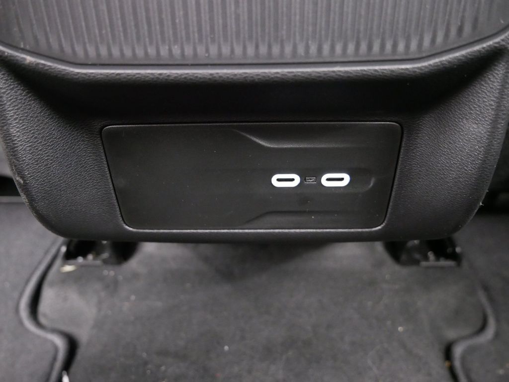 Thumbnail: 2026 Jeep Cherokee - 17