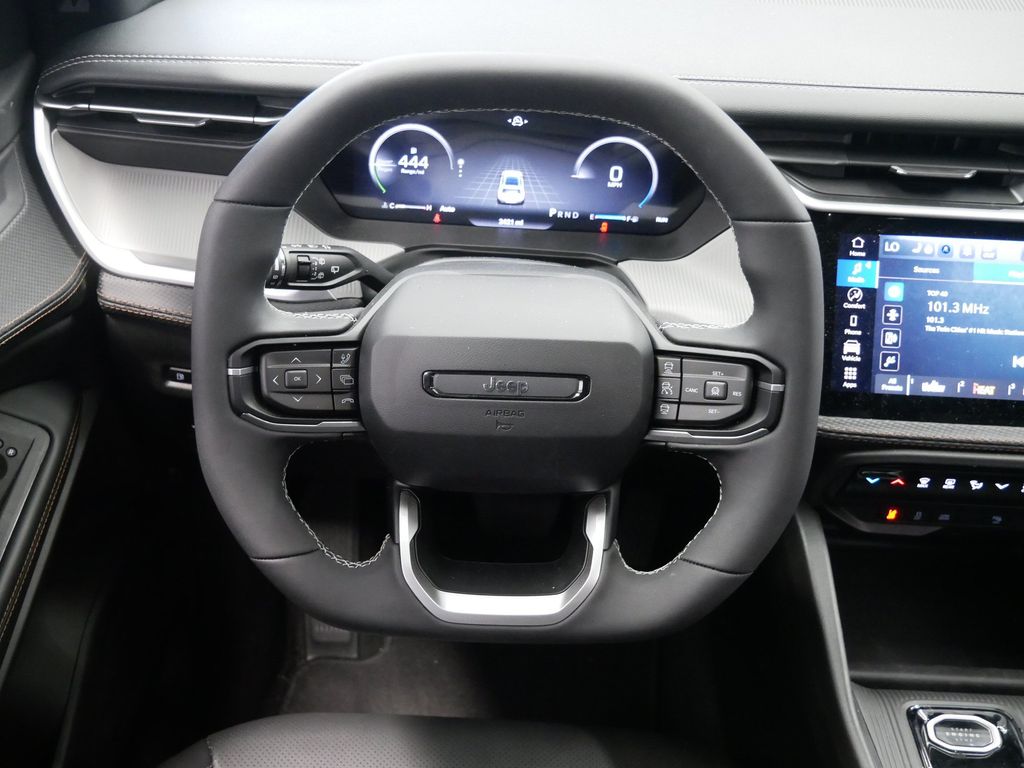 Thumbnail: 2026 Jeep Cherokee - 8