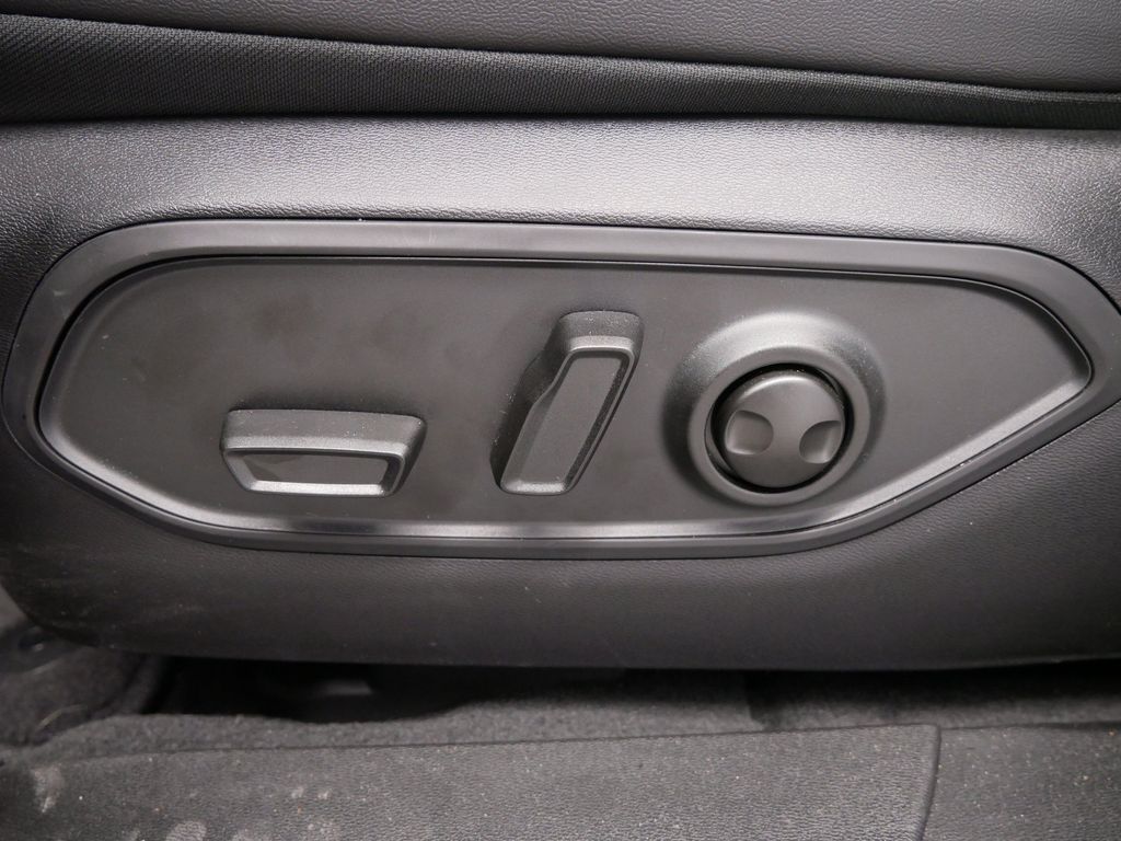 Thumbnail: 2026 Jeep Cherokee - 20