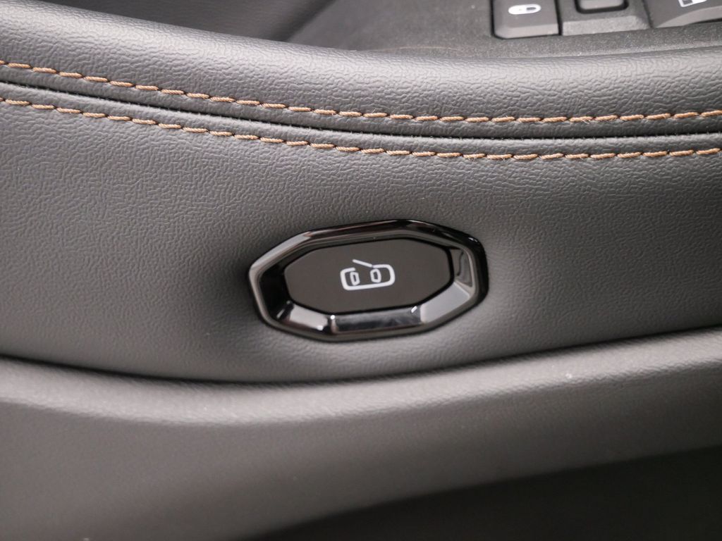 Thumbnail: 2026 Jeep Cherokee - 19