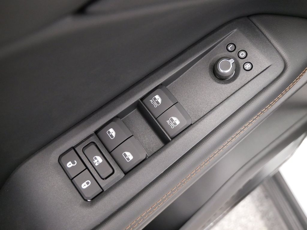 Thumbnail: 2026 Jeep Cherokee - 18