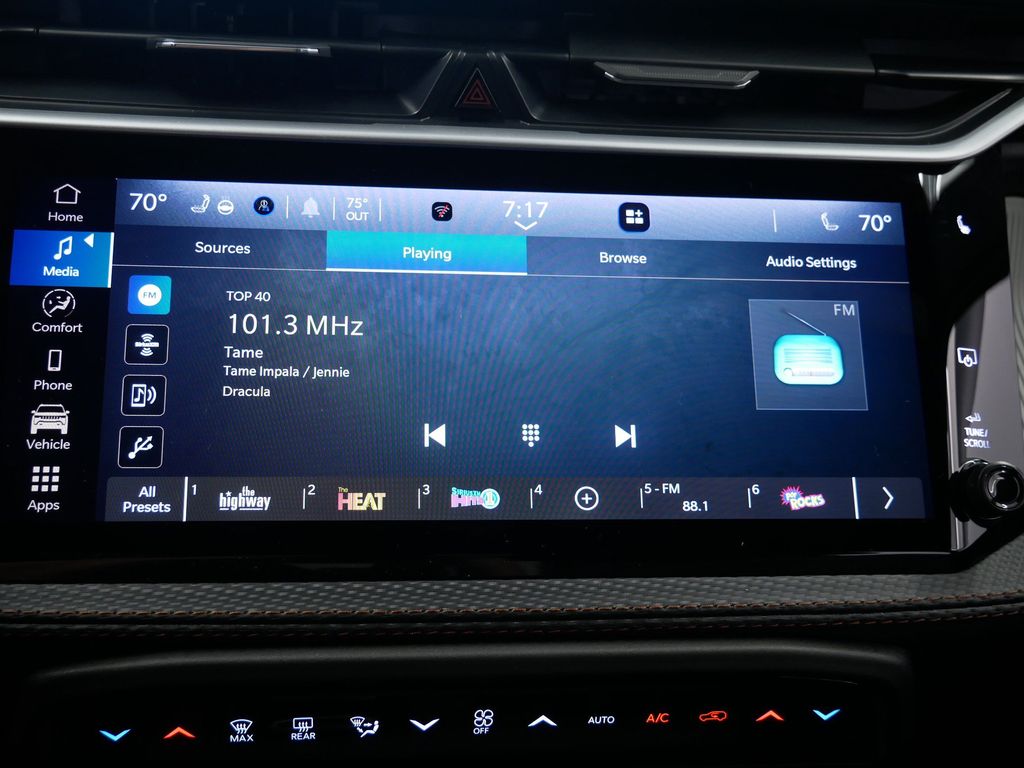 Thumbnail: 2026 Jeep Cherokee - 11