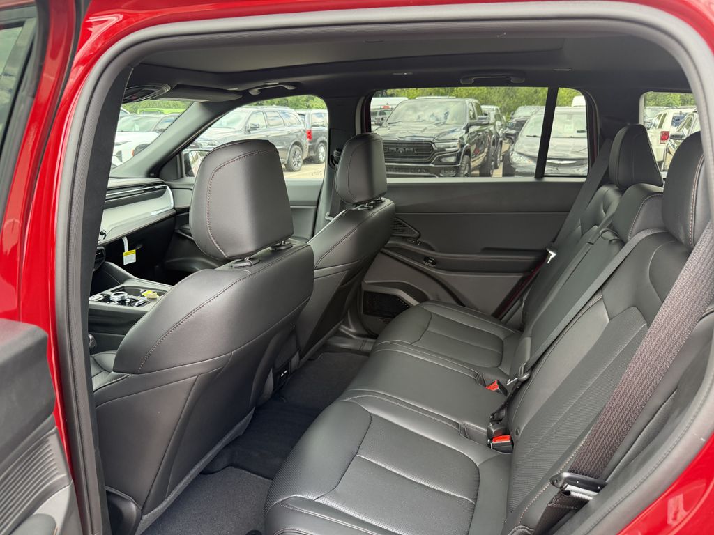 Thumbnail: 2026 Jeep Cherokee - 8