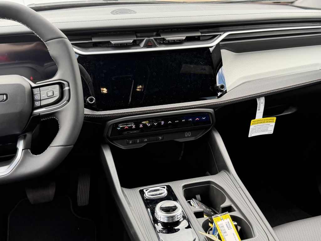 Thumbnail: 2026 Jeep Cherokee - 10