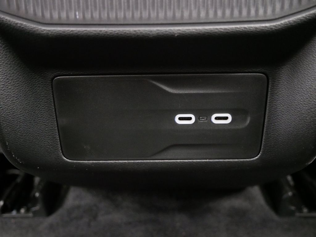 Thumbnail: 2026 Jeep Cherokee - 18