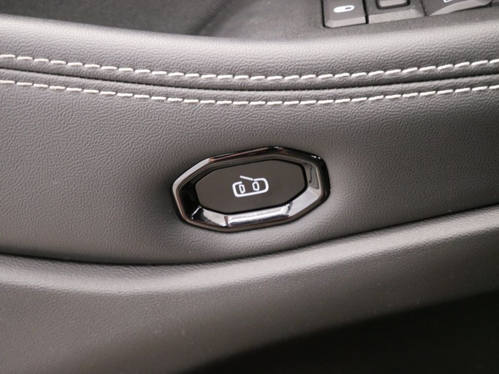 Thumbnail: 2026 Jeep Cherokee - 20