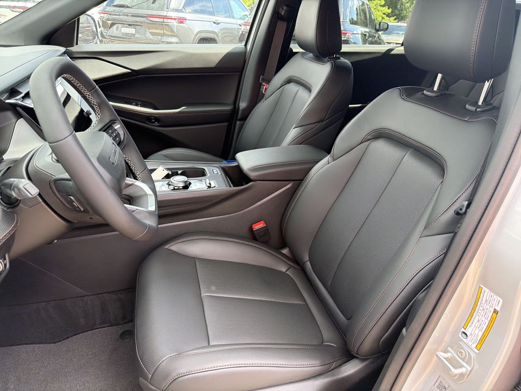 Thumbnail: 2026 Jeep Cherokee - 9