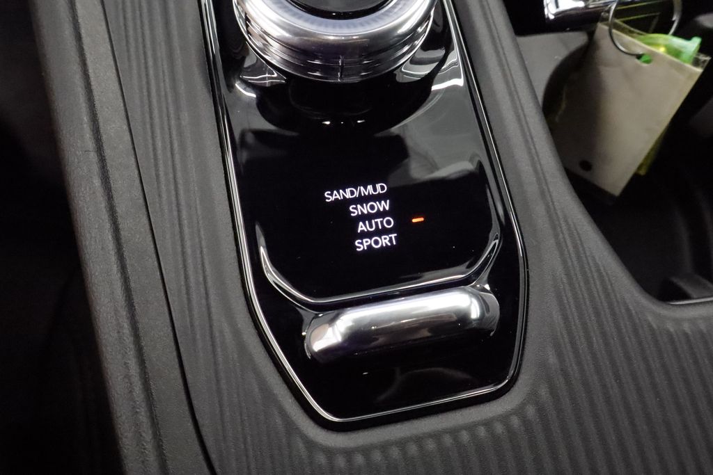Thumbnail: 2026 Jeep Cherokee - 30